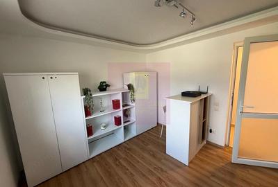 Casă cu Teren 370 Mp în Cățelu