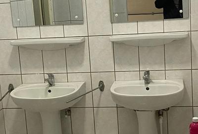 Spațiu comercial, în Central - 11