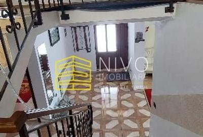 Casă cu 7 camere cu Teren 700 Mp în Praid - 13