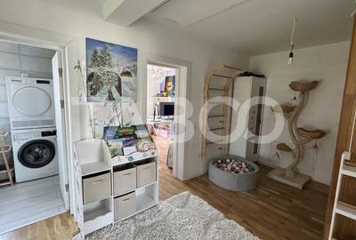 Duplex cu 5 camere cu Canalizare în Cristian - 5