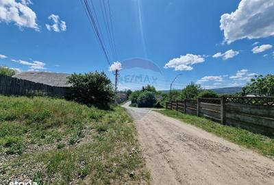Teren de 2853 mp, în Urechești