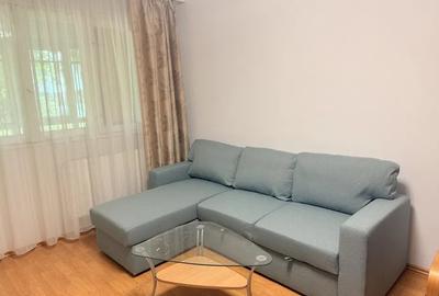 Apartament cu 3 camere semidecomandat, mobilat în Drumul Taberei