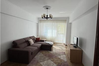 Apartament cu 3 camere decomandat în Tomis II
