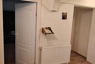 Apartament cu 3 camere decomandat în Vitrometan - 1