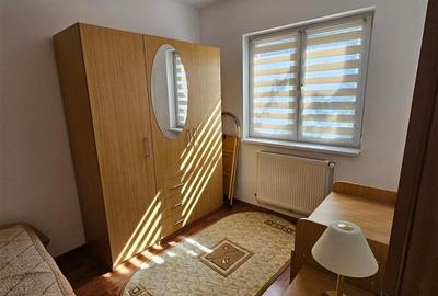 Apartament cu 3 camere semidecomandat, mobilat în Hipodrom 1 - 4