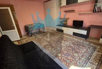 Apartament cu 3 camere decomandat, mobilat în Doamna Ghica