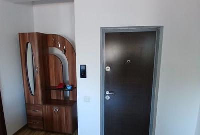 Apartament cu 2 camere decomandat în Exterior Vest