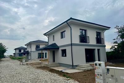 Casă individuală cu 3 camere cu Teren 190 Mp în Dumitrana - 1