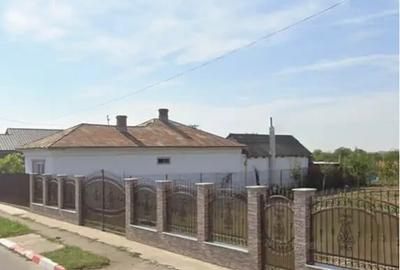 Teren de 3200 mp, în Central - 14