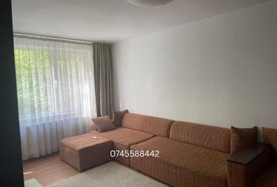 Apartament cu 2 camere decomandat în Drumul Taberei