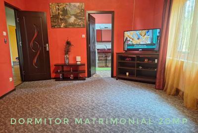 Casă cu 5 camere cu Teren 1325 Mp în Central