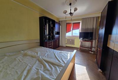 Apartament cu 3 camere semidecomandat în Podu Roș - 7