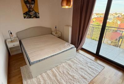 Apartament cu 3 camere semidecomandat în Central