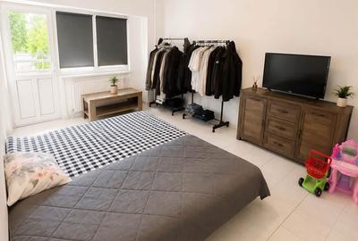 Apartament cu 2 camere decomandat în Faleza Nord