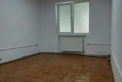 Spațiu comercial, de 55 mp, în Central - 2