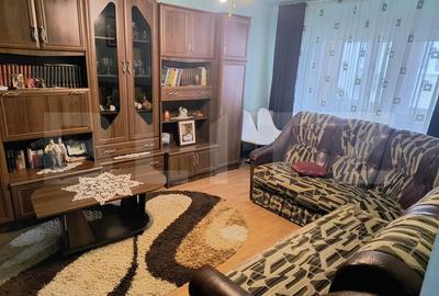 Apartament cu 3 camere decomandat, mobilat în Vest