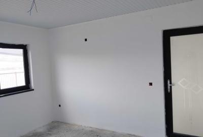 Casă cu 3 camere în Central