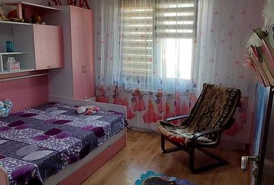 Apartament cu 3 camere decomandat în Obor - 5