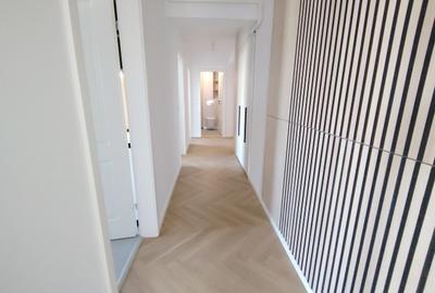 Apartament cu 3 camere decomandat în Cug