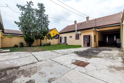 Casă individuală cu 5 camere cu Canalizare în Gai