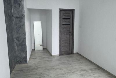 Garsonieră în Romană - 12