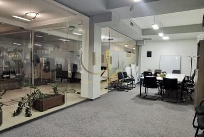 Spațiu comercial, de 38 mp, în Central