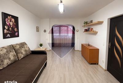 Apartament cu 2 camere decomandat în Titan