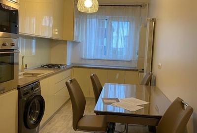 Apartament cu 3 camere semidecomandat, mobilat în 9 Mai - 3