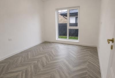Casă cu 3 camere cu Teren 350 Mp în Vișan
