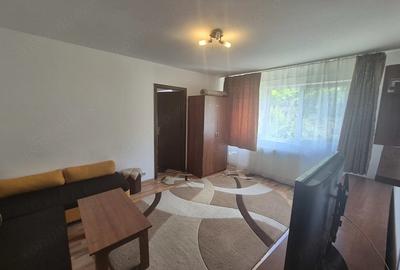 Apartament cu 2 camere nedecomandat în Micro II - 1