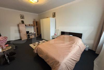 Apartament cu 3 camere decomandat, mobilat în Păcurari