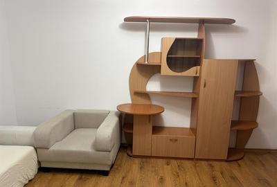 Apartament cu 2 camere decomandat în Dristor