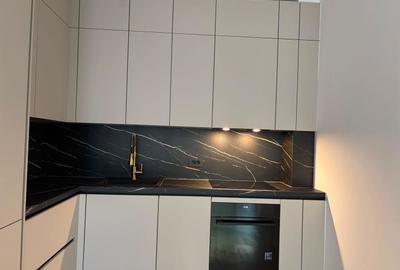 Apartament cu 3 camere în Băneasa