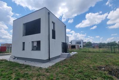 Casă individuală cu 5 camere cu Teren 500 Mp în Sânpetru - 14