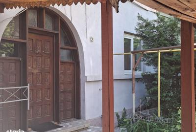 Casă cu 4 camere în Eroilor - 2