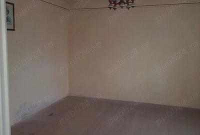 Casă cu 3 camere cu Teren 900 Mp în Iclod