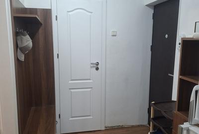 Apartament cu 2 camere în Vlahuță
