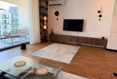 Apartament cu 3 camere decomandat în Băneasa - 1
