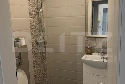 Apartament cu 4 camere în Central - 1