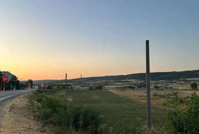 Teren de 2800 mp, în Central - 2