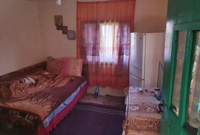 Casă cu 4 camere cu Teren 2200 Mp în Central - 5