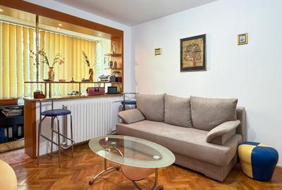 Apartament cu 2 camere semidecomandat în Tomis II