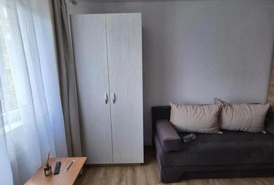 Garsonieră decomandată în Drumul Taberei