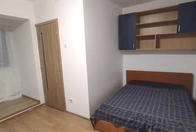 Garsonieră decomandată, mobilată în Basarabia