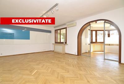 Casă individuală cu 8 camere cu Garaj în Gara de Nord