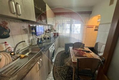 Apartament cu 2 camere decomandat, mobilat în Brăilei - 2