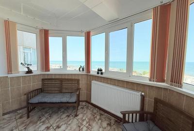 Apartament cu 3 camere decomandat în Faleza Nord
