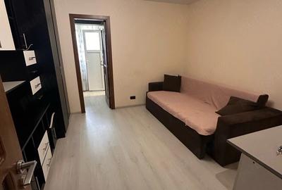 Garsonieră semidecomandată în Giurgiului - 2