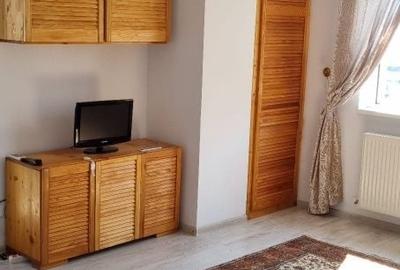 Apartament cu 2 camere decomandat în Berceni