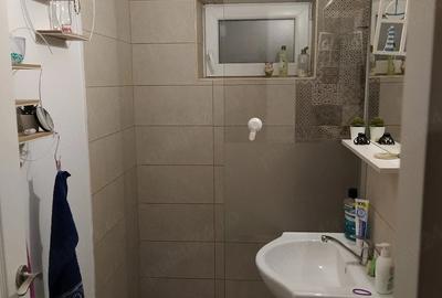 Apartament cu 2 camere semidecomandat în Central - 3